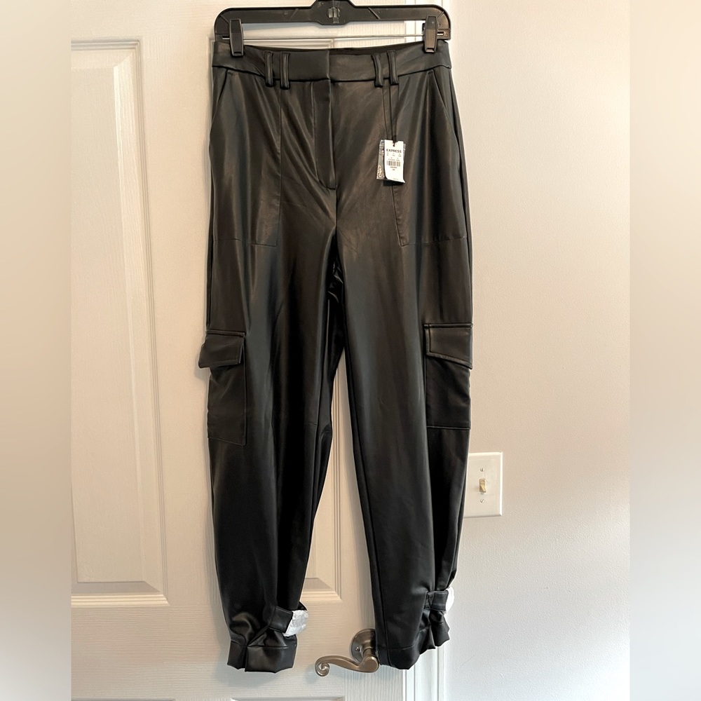 NWT EXPRESS black pleather pants, size 6, “Ankle super high rise”
